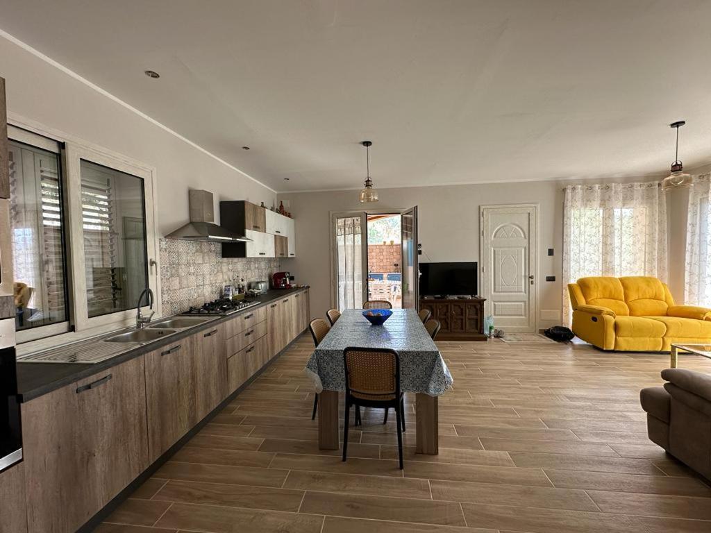 Villa Valentina Чефалу Екстериор снимка